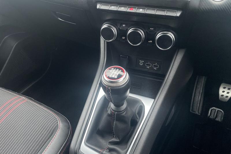 Used Renault Captur 2023 for sale - 76551771: Photo 14