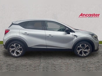 Used Renault Captur 2023 for sale - 76551771: Photo