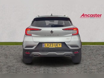Used Renault Captur 2023 for sale - 76551771: Photo