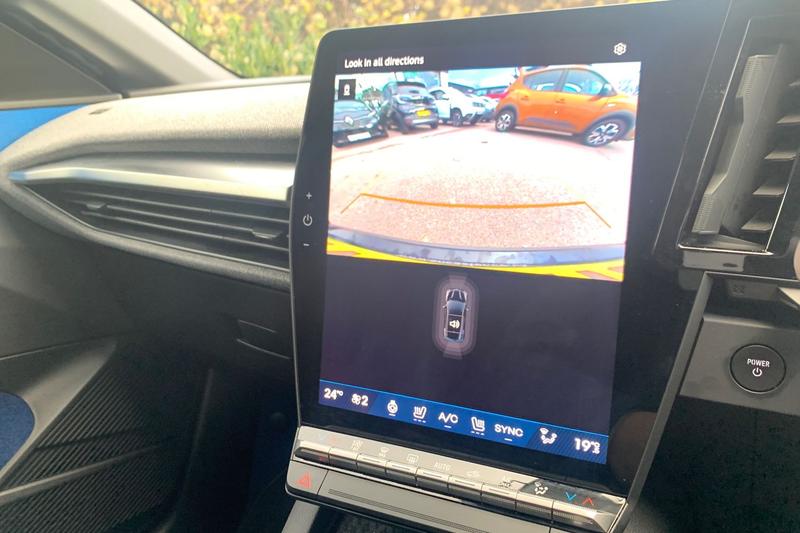 Used Renault Megane E Tech 2025 for sale - 77975904: Photo 19