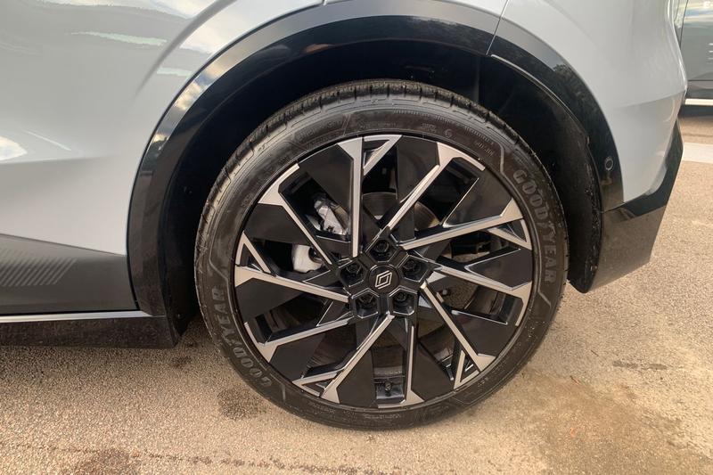 Used Renault Megane E Tech 2025 for sale - 77975904: Photo 9