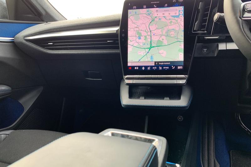 Used Renault Scenic E-Tech 2024 for sale - 76953794: Photo 14