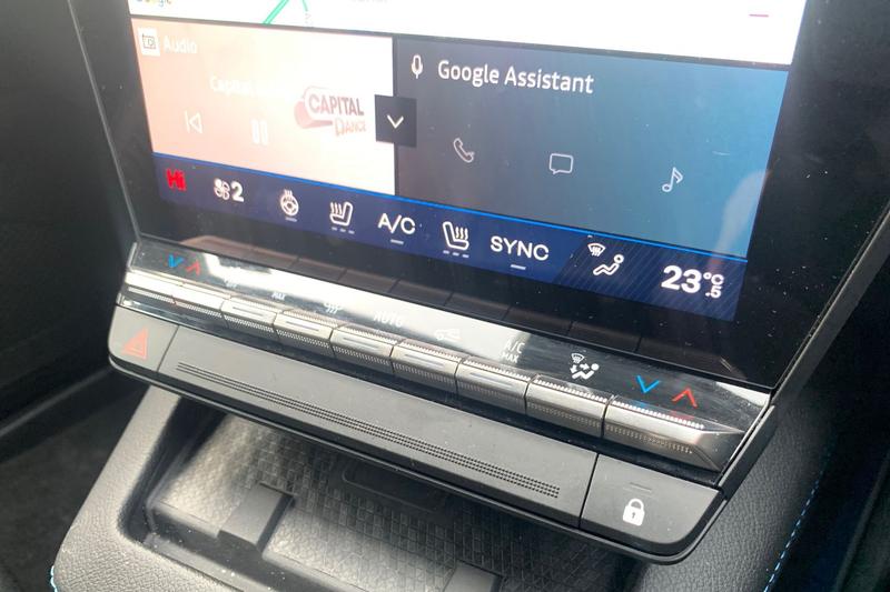 Used Renault Scenic E-Tech 2024 for sale - 76953794: Photo 15