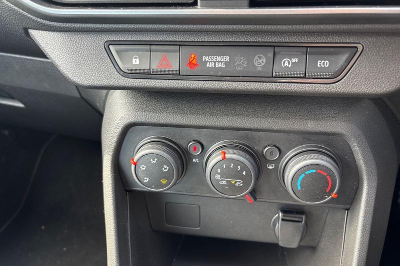 Used Dacia Sandero Stepway 2023 for sale - 77918744: Photo 15