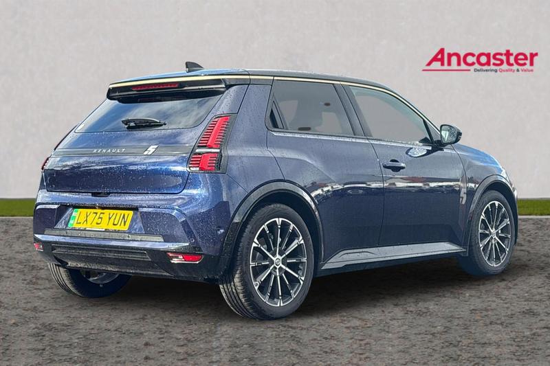 Used Renault 5 2025 for sale - 77462428: Photo 3