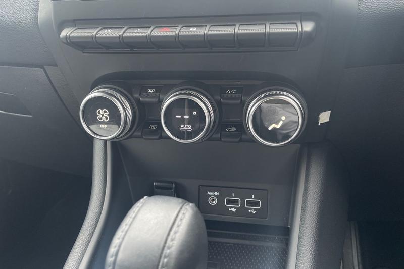 Used Renault Captur 2021 for sale - 76196484: Photo 15