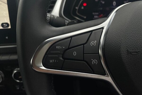 Used Renault Captur 2021 for sale - 76196484: Photo 21
