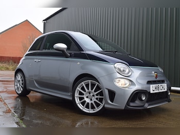 Used Abarth 695 2018 for sale - 77494791: Photo