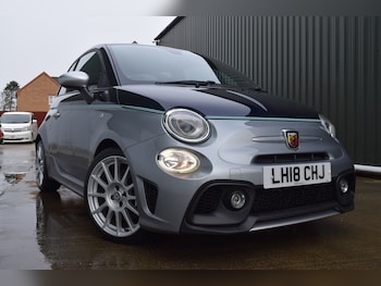 Used Abarth 695 2018 for sale - 77494791: Photo