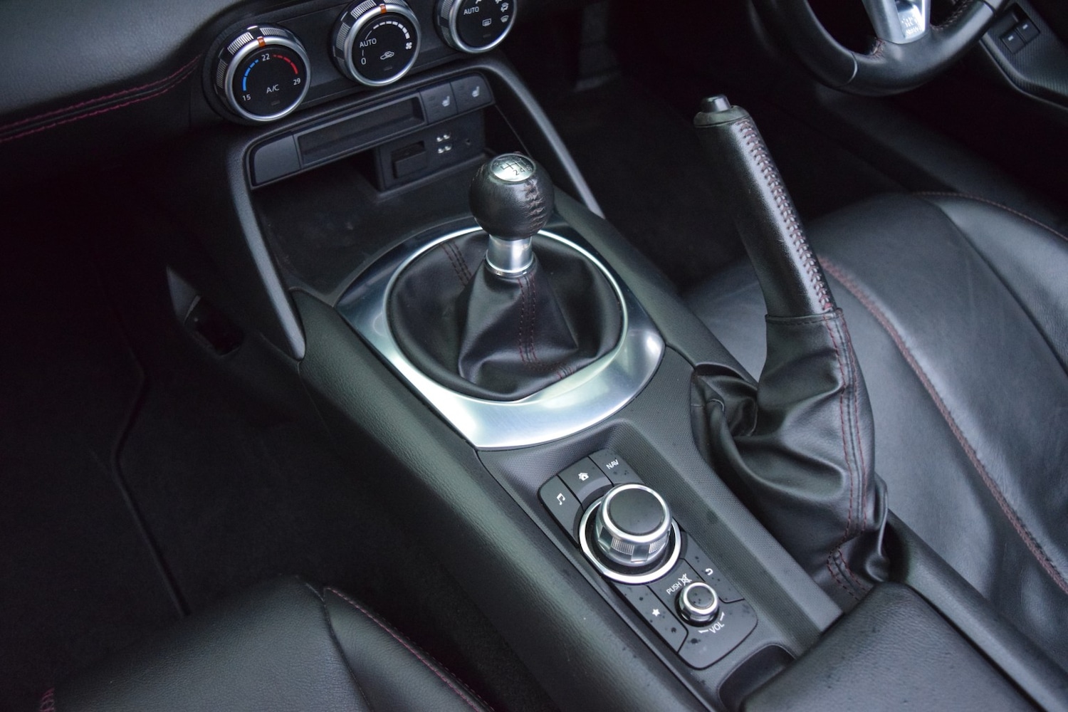 Used Mazda MX-5 2015 for sale - 76618591: Photo 35