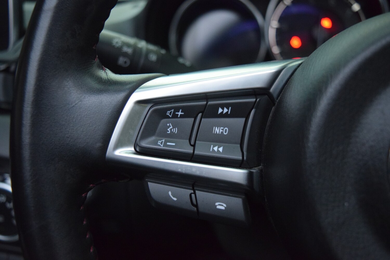 Used Mazda MX-5 2015 for sale - 76618591: Photo 37