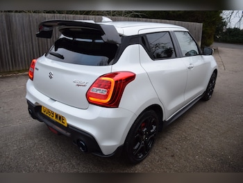 Used Suzuki Swift 2019 for sale - 77207142: Photo