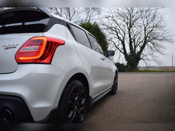 Used Suzuki Swift 2019 for sale - 77207142: Photo