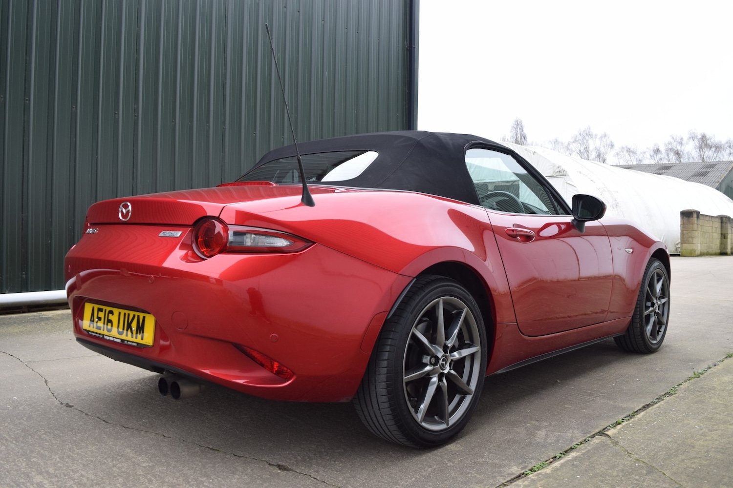 Used Mazda MX-5 2016 for sale - 77595370: Photo 2