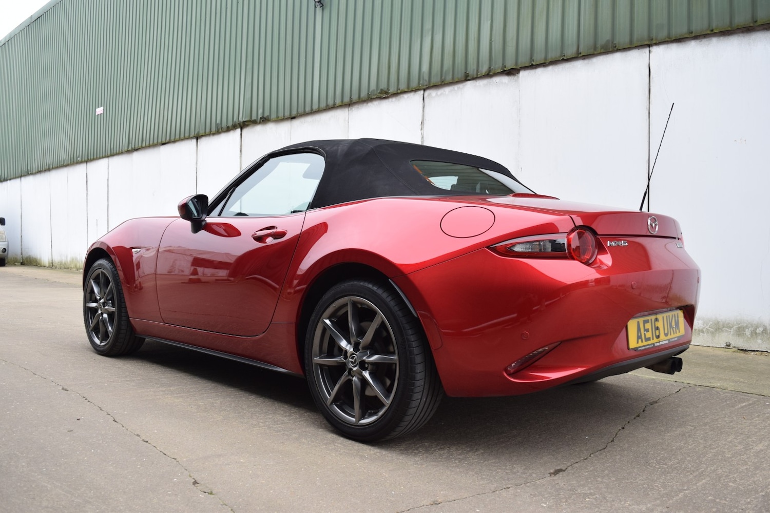 Used Mazda MX-5 2016 for sale - 77595370: Photo 4