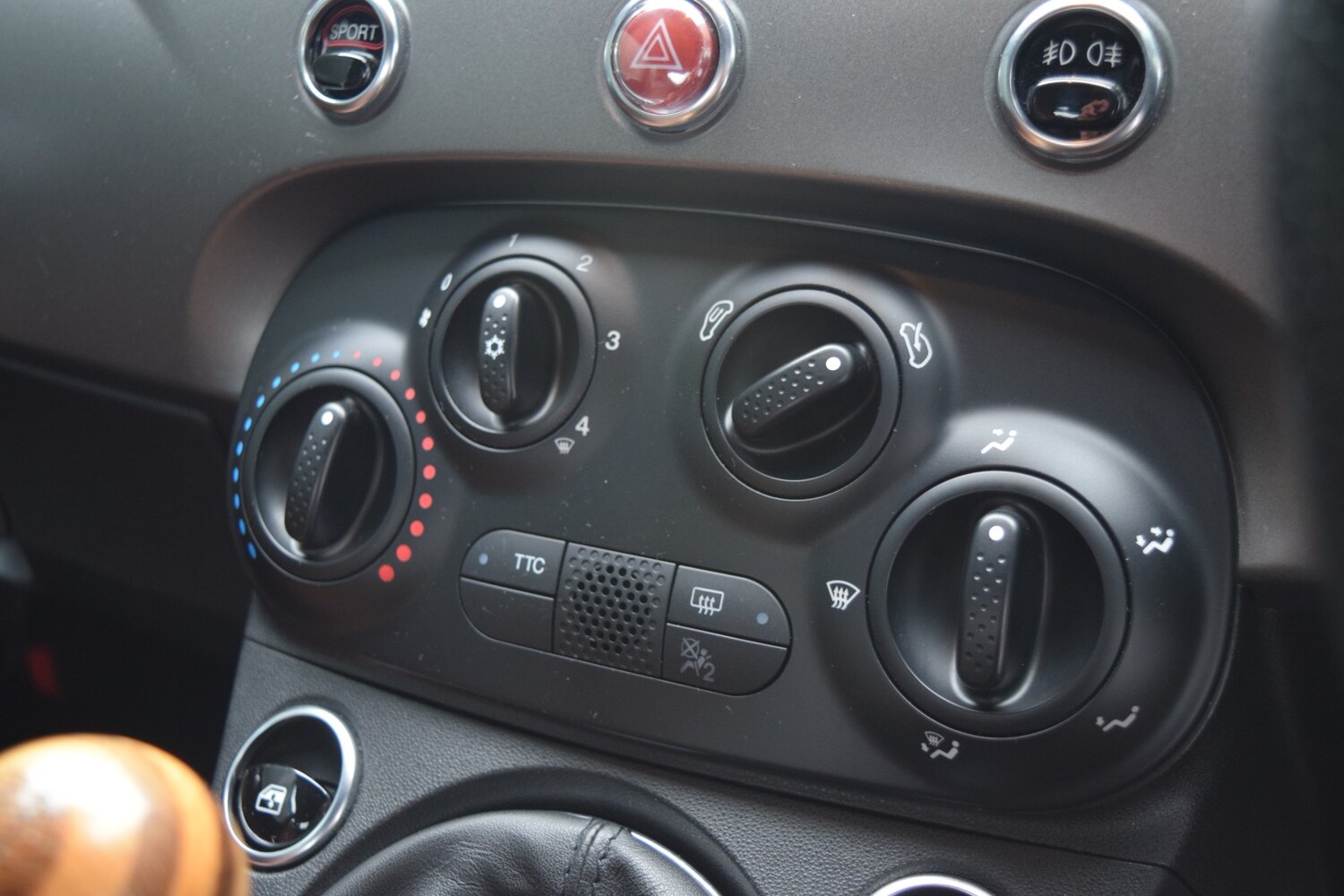 Used Abarth 595 2017 for sale - 77572789: Photo 36