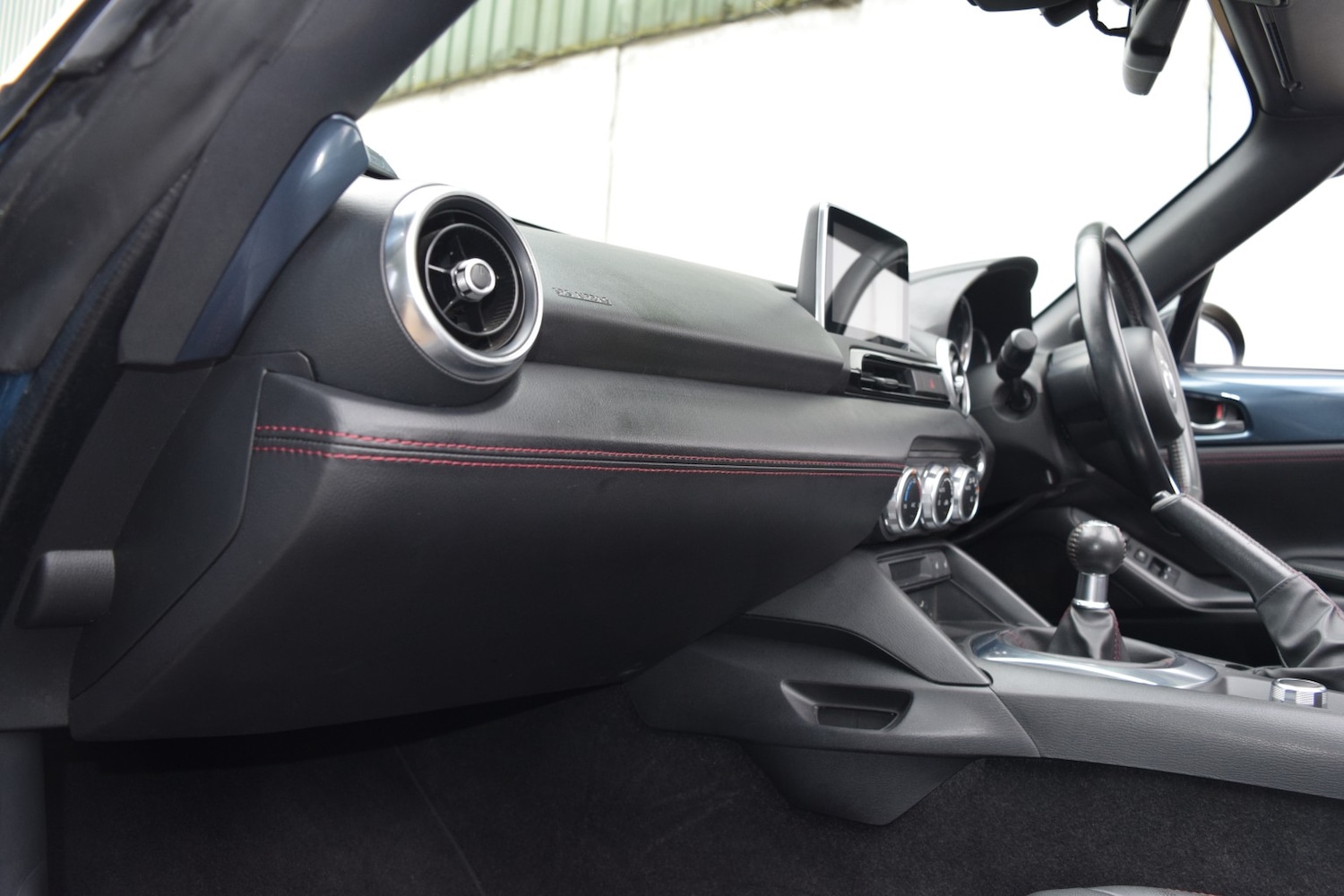 Used Mazda MX-5 2015 for sale - 77796910: Photo 27