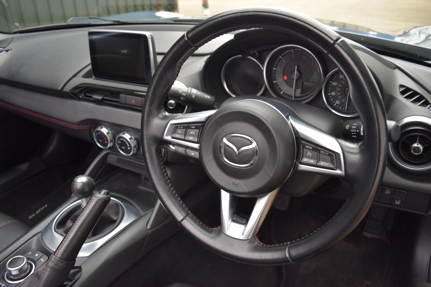 Used Mazda MX-5 2015 for sale - 77796910: Photo 33