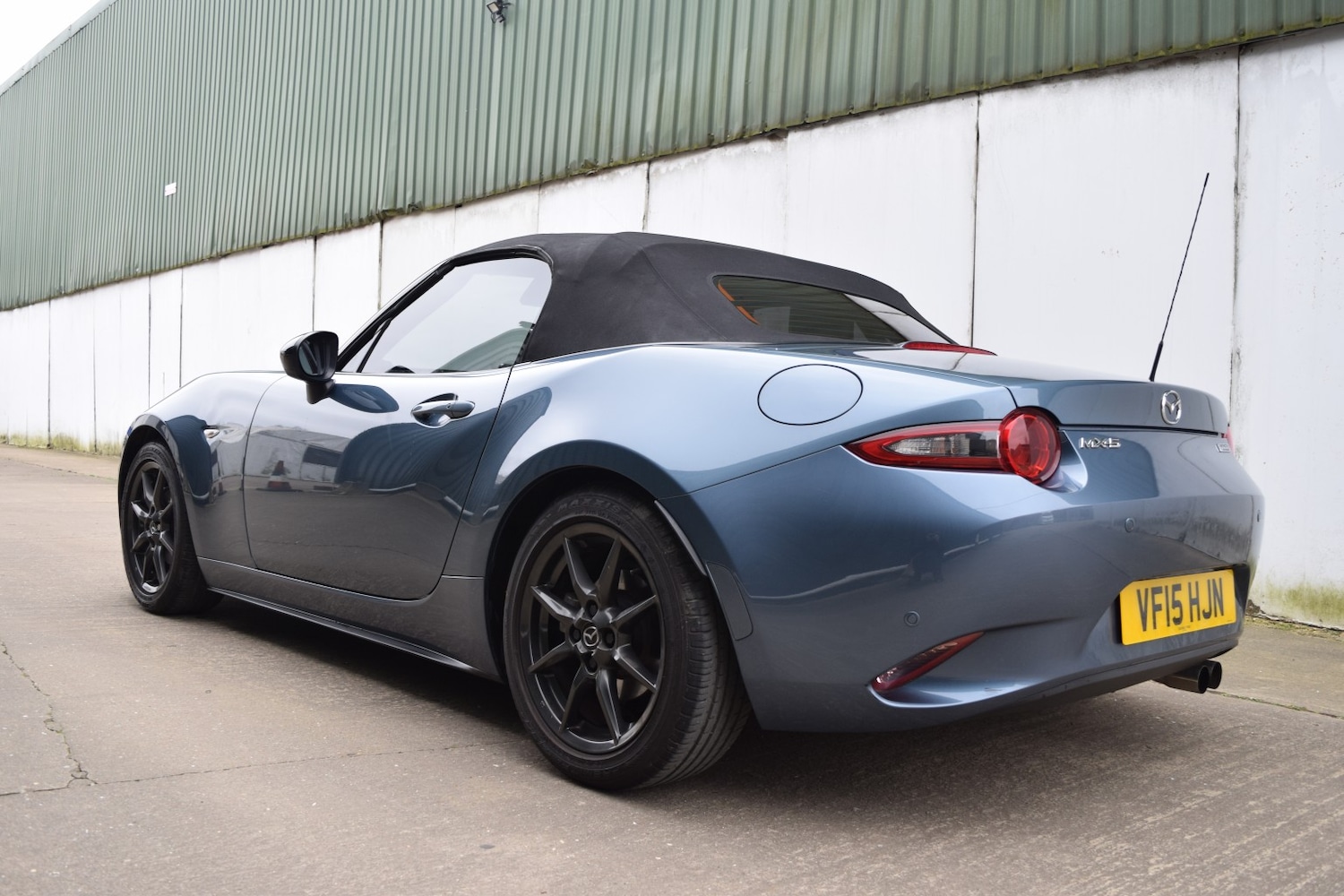 Used Mazda MX-5 2015 for sale - 77796910: Photo 4