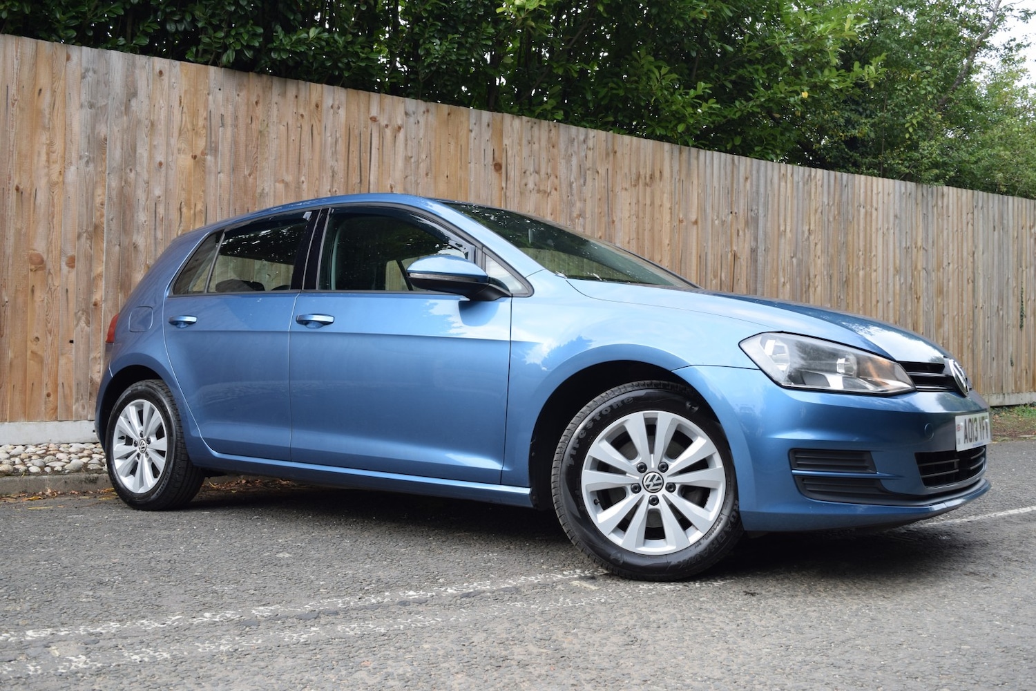 Used Volkswagen Golf 2013 for sale - 76149273: Photo 1