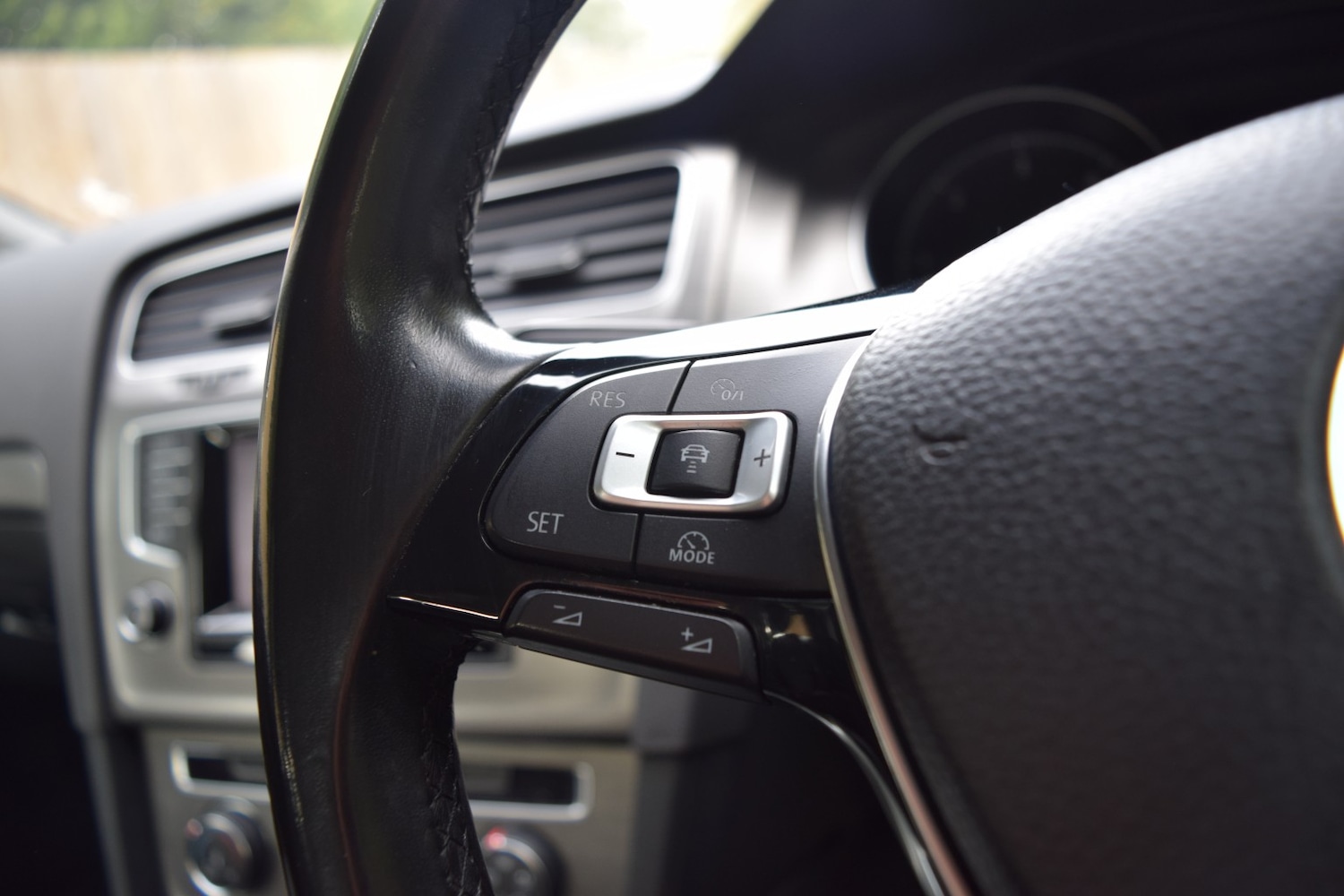 Used Volkswagen Golf 2013 for sale - 76149273: Photo 25