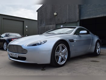 Used Aston Martin Vantage 2010 for sale - 78900054: Photo