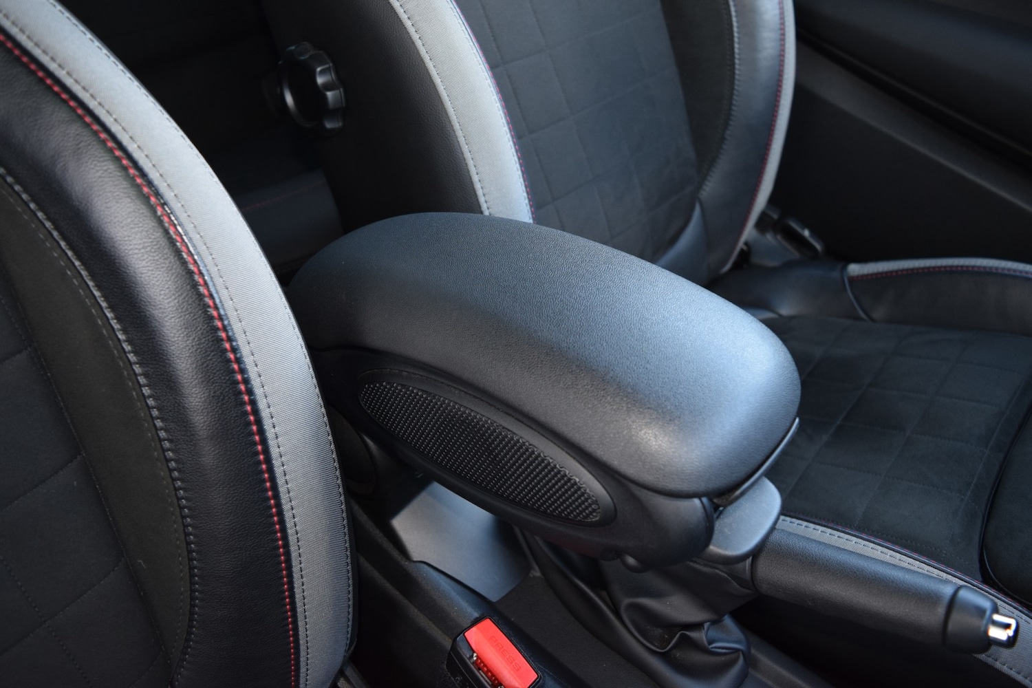 Used MINI Hatch 2019 for sale - 78134983: Photo 32