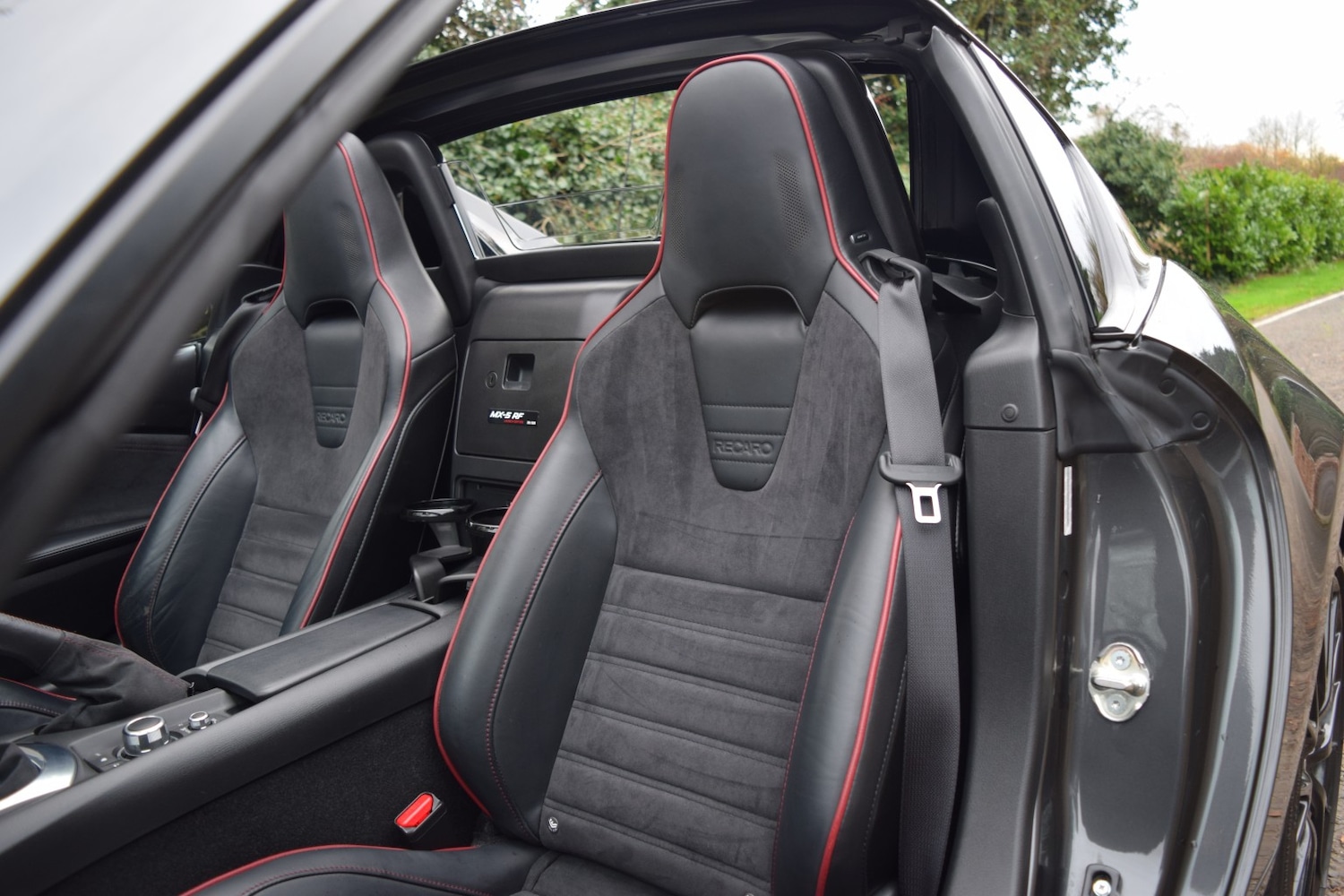 Used Mazda MX-5 2017 for sale - 76877571: Photo 35