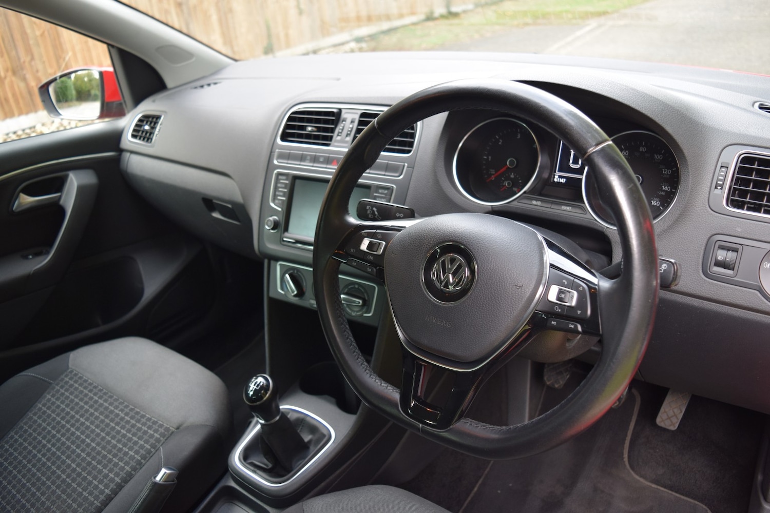 Used Volkswagen Polo 2016 for sale - 76023909: Photo 21