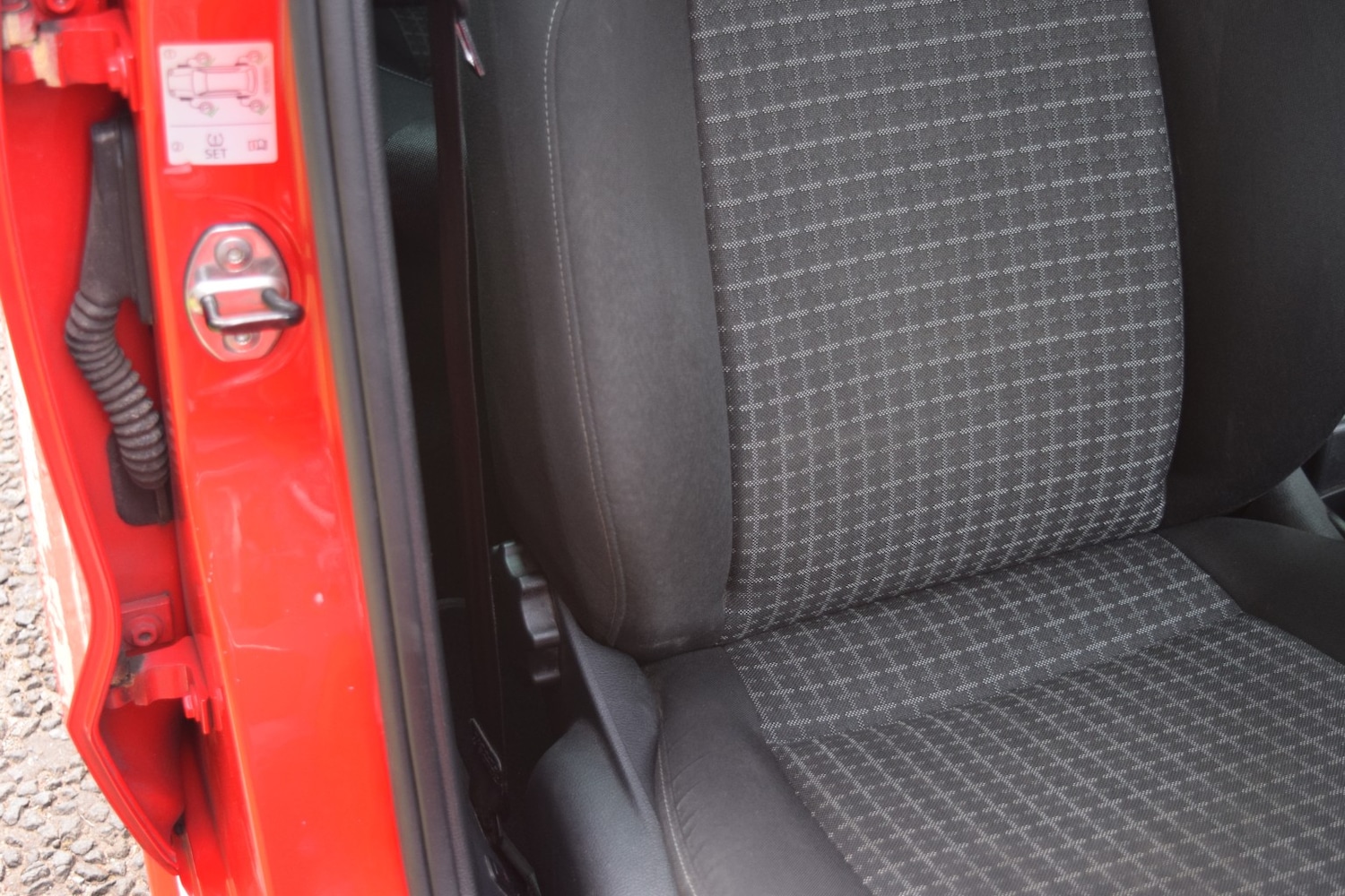 Used Volkswagen Polo 2016 for sale - 76023909: Photo 23