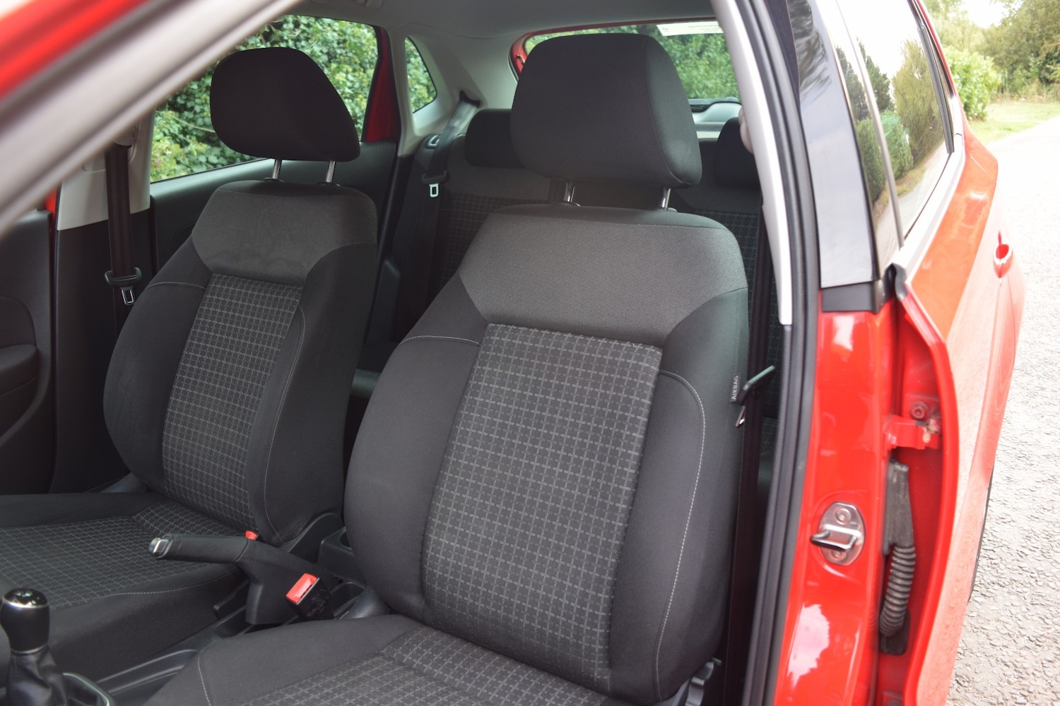 Used Volkswagen Polo 2016 for sale - 76023909: Photo 29