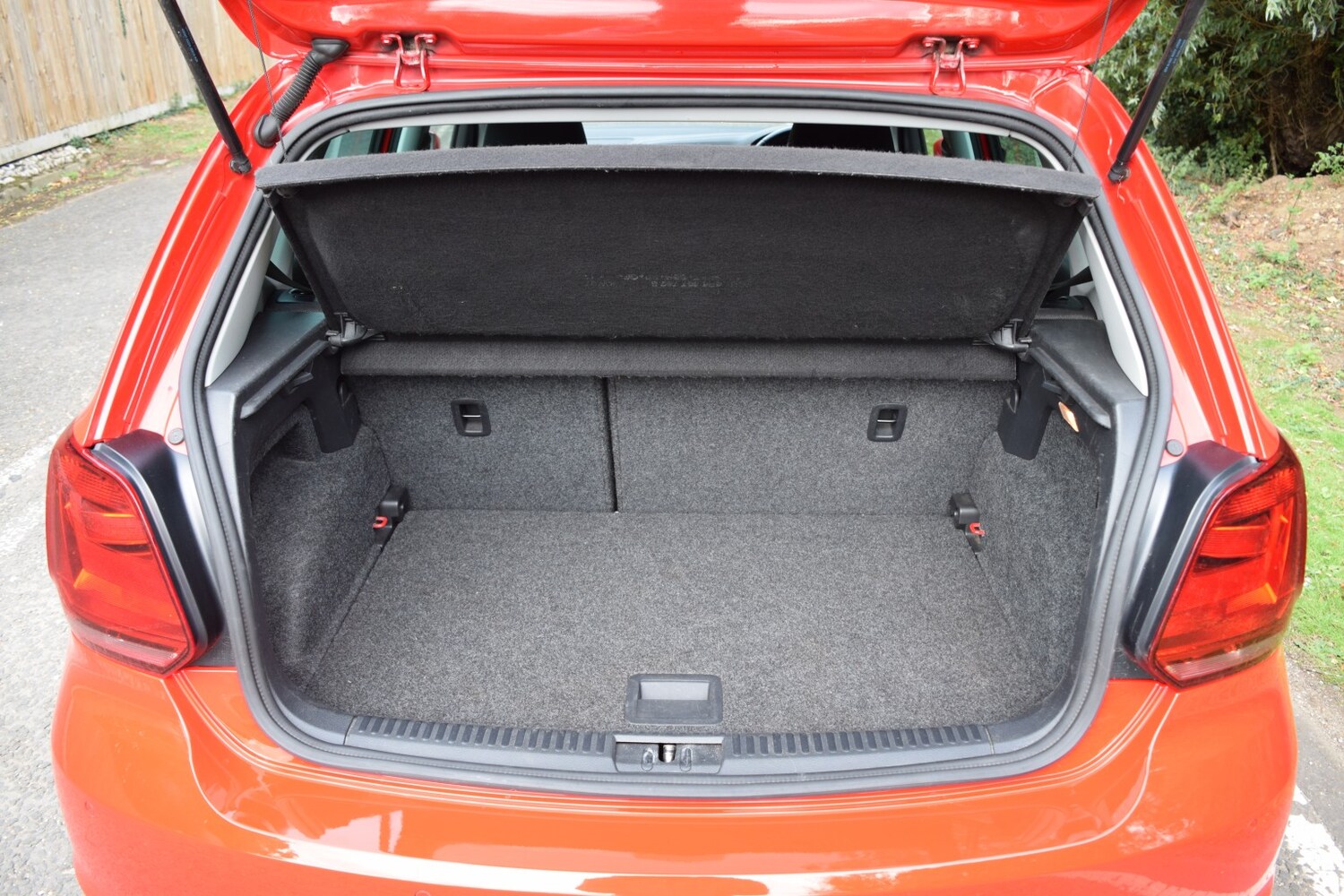 Used Volkswagen Polo 2016 for sale - 76023909: Photo 34