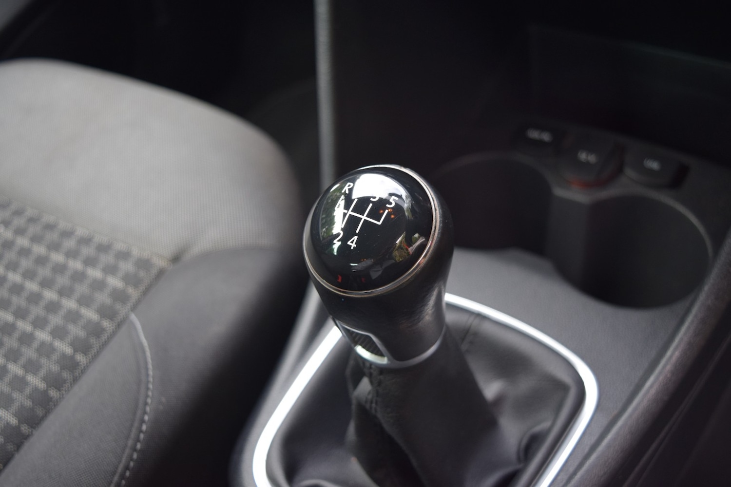 Used Volkswagen Polo 2016 for sale - 76023909: Photo 43