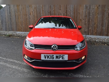 Used Volkswagen Polo 2016 for sale - 76023909: Photo