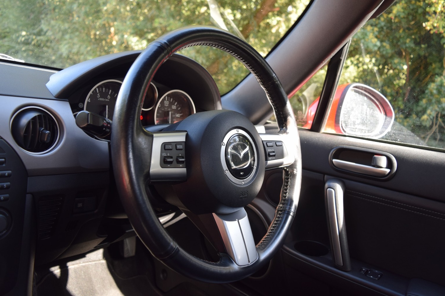 Used Mazda MX-5 2012 for sale - 76793183: Photo 35