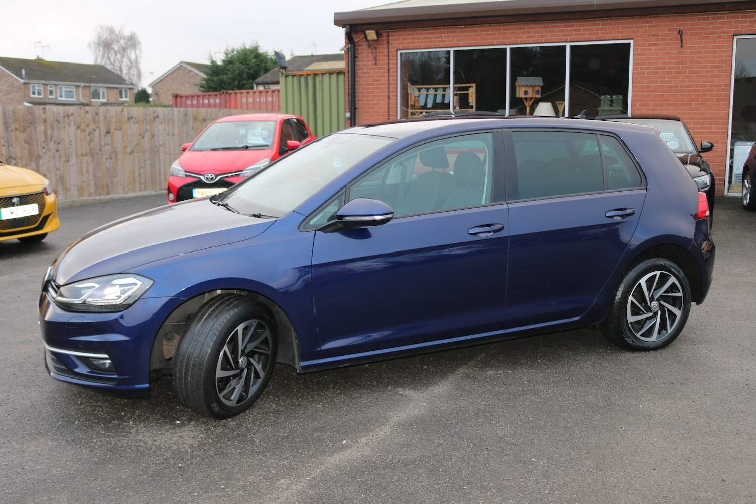 Used Volkswagen Golf 2020 for sale - 77213449: Photo 3