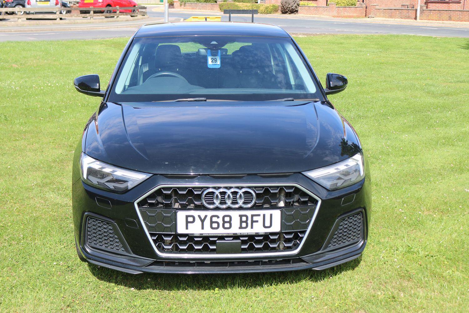 Used Audi A1 2018 for sale - 76041082: Photo 2