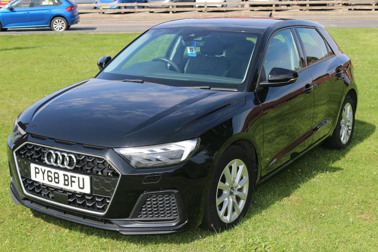 Used Audi A1 2018 for sale - 76041082: Photo 3