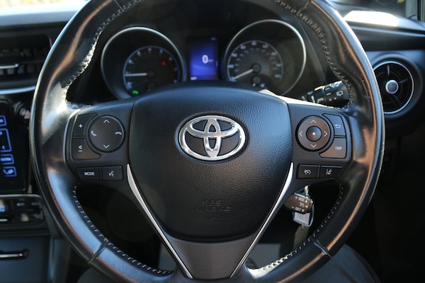 Used Toyota Auris 2018 for sale - 76198283: Photo 11