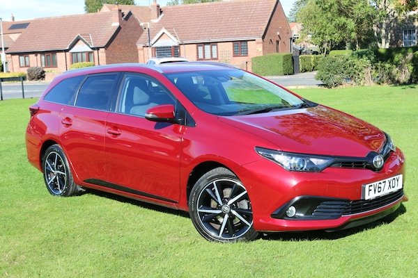 Used Toyota Auris 2018 for sale - 76198283: Photo 1