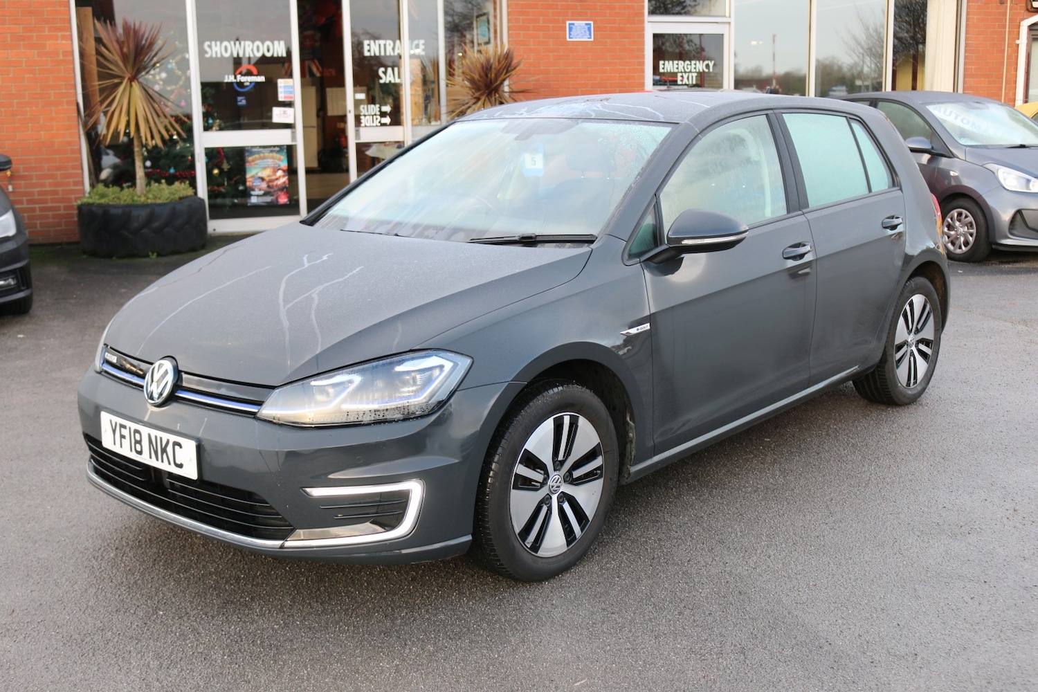 Used Volkswagen Golf 2018 for sale - 76858915: Photo 3
