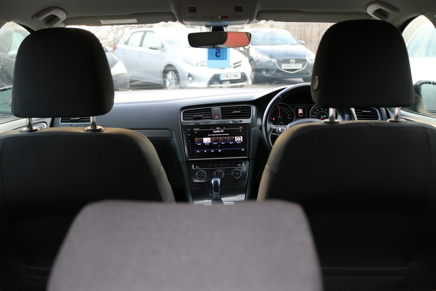 Used Volkswagen Golf 2018 for sale - 76858915: Photo 8