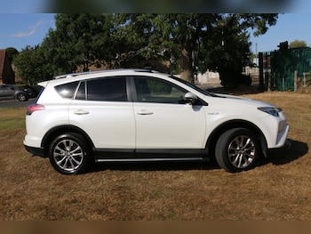 Used Toyota RAV4 2016 for sale - 79487771: Photo