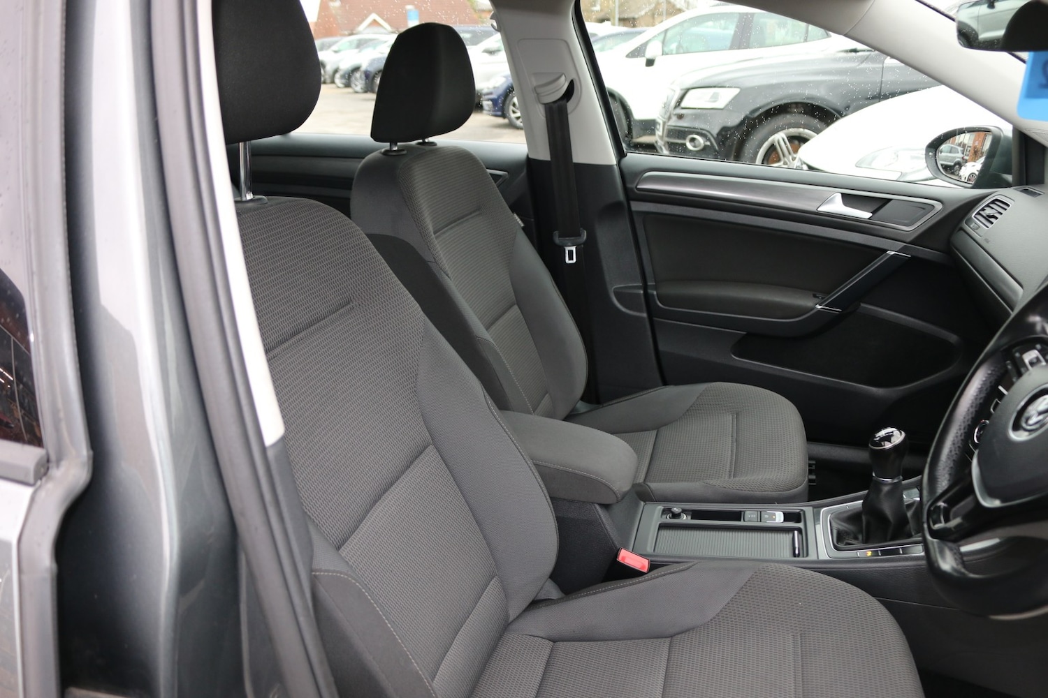 Used Volkswagen Golf 2018 for sale - 77603384: Photo 10