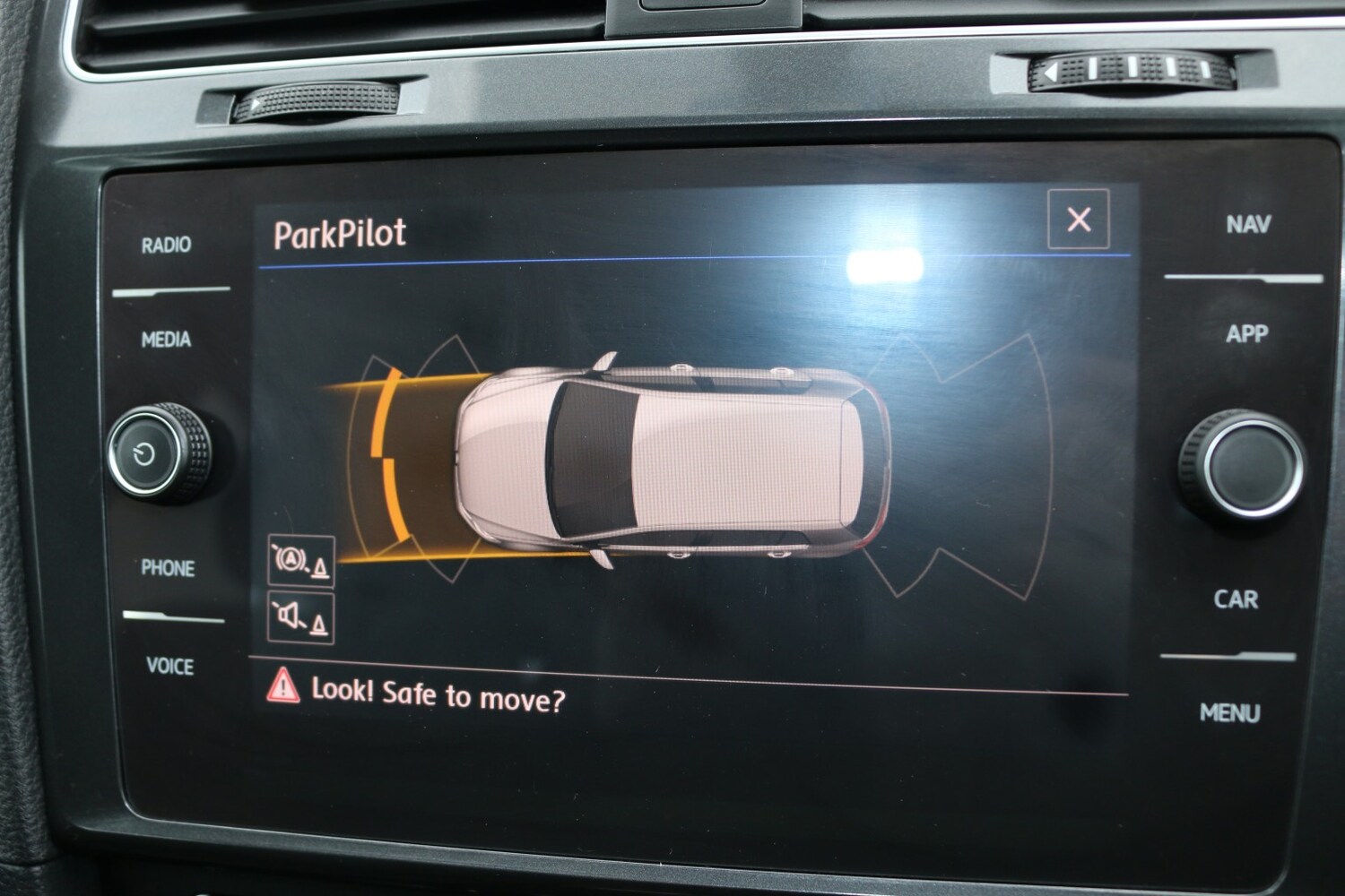 Used Volkswagen Golf 2018 for sale - 77603384: Photo 22