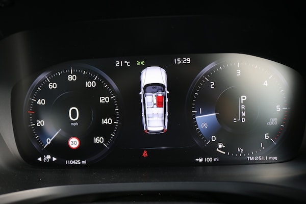 Used Volvo V60 2018 for sale - 76174059: Photo 13