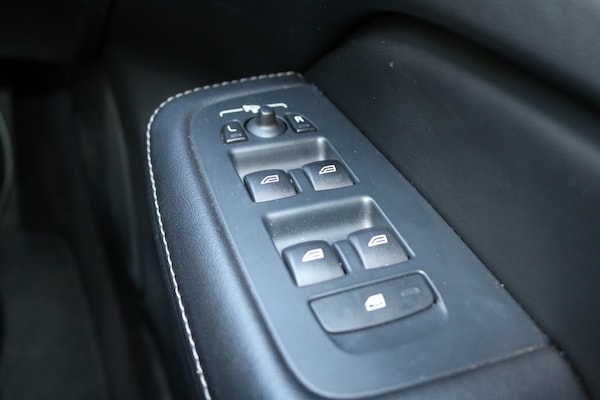 Used Volvo V60 2018 for sale - 76174059: Photo 30