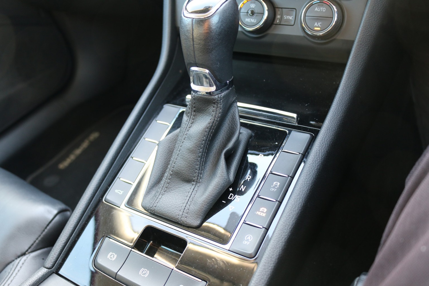 Used Skoda Superb 2016 for sale - 76510887: Photo 20