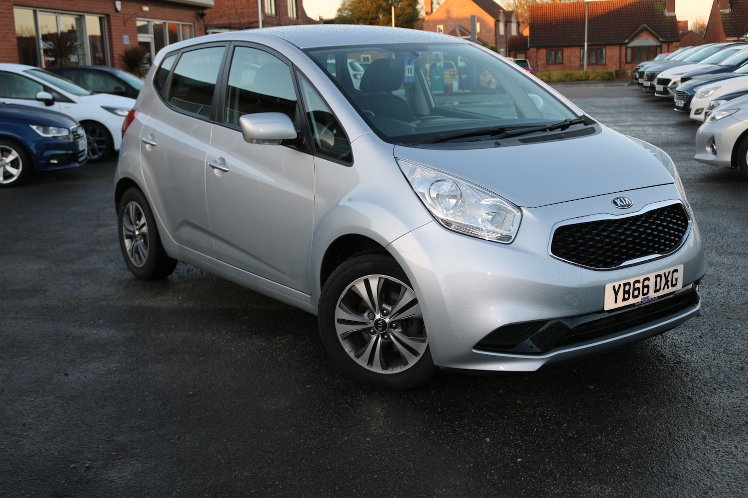 Used Kia Venga 2016 for sale - 76741334: Photo 1