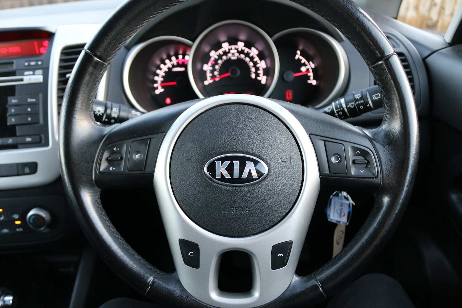 Used Kia Venga 2016 for sale - 76741334: Photo 11